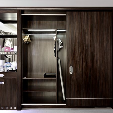 Crowne Plaza Bursa Convention Center & Thermal Spa By Ihg Exterior photo Sliding wardrobe doors