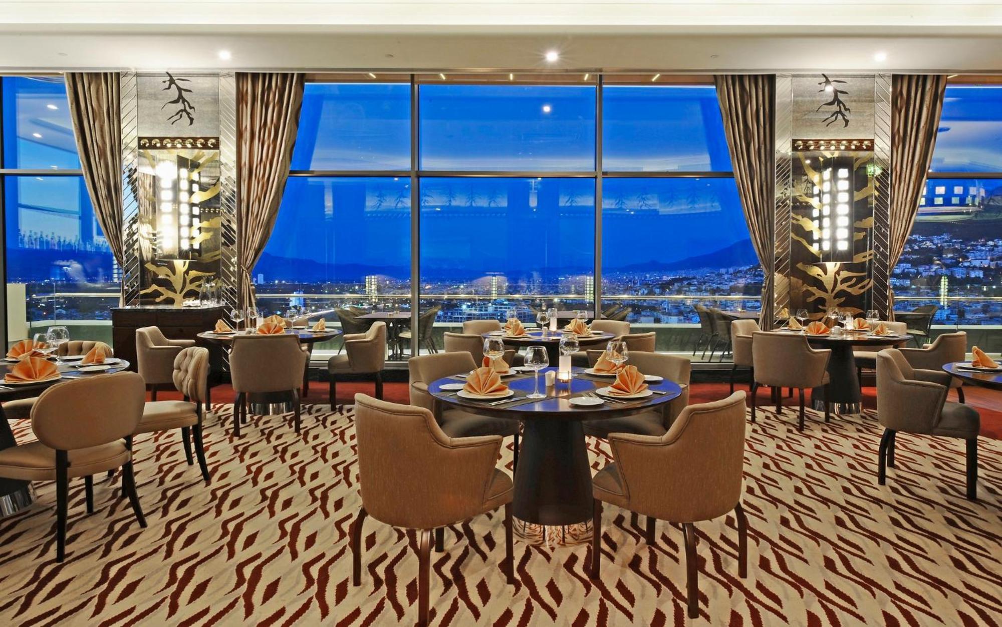 Crowne Plaza Bursa Convention Center & Thermal Spa By Ihg Exterior photo The restaurant